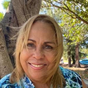 Meet your Posher, Ivette